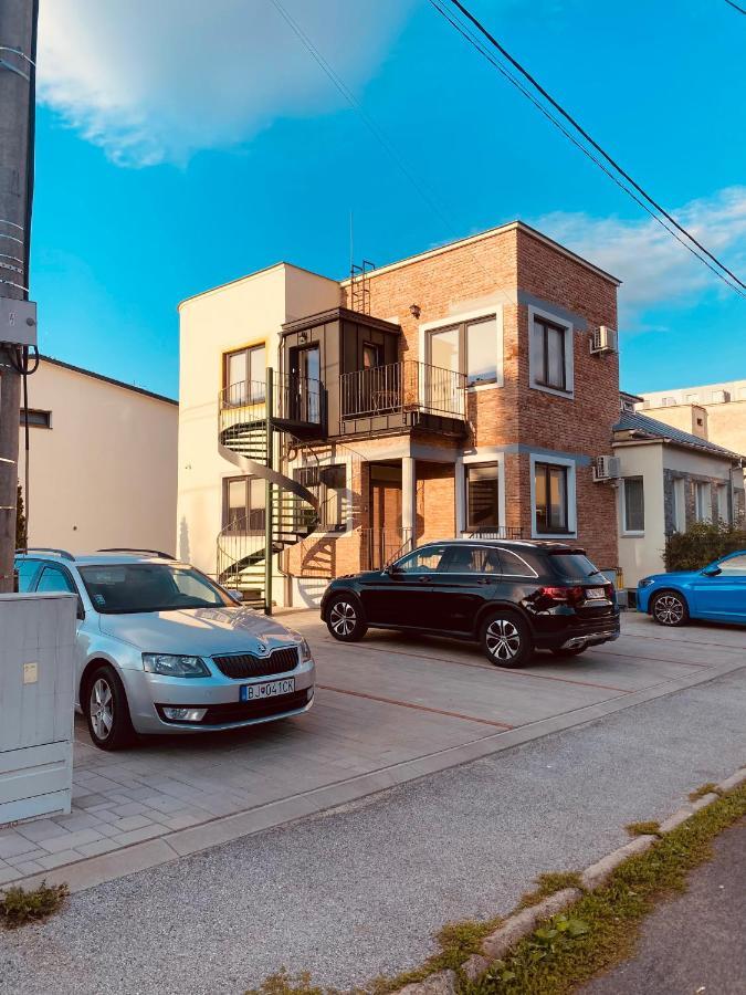 Empero Apartments Bardejov 1 ภายนอก รูปภาพ